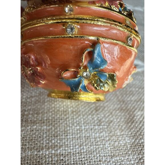 Jeweled Round Floral Box Trinket Box Made With Swarovski Crystals - Picture 4 of 16